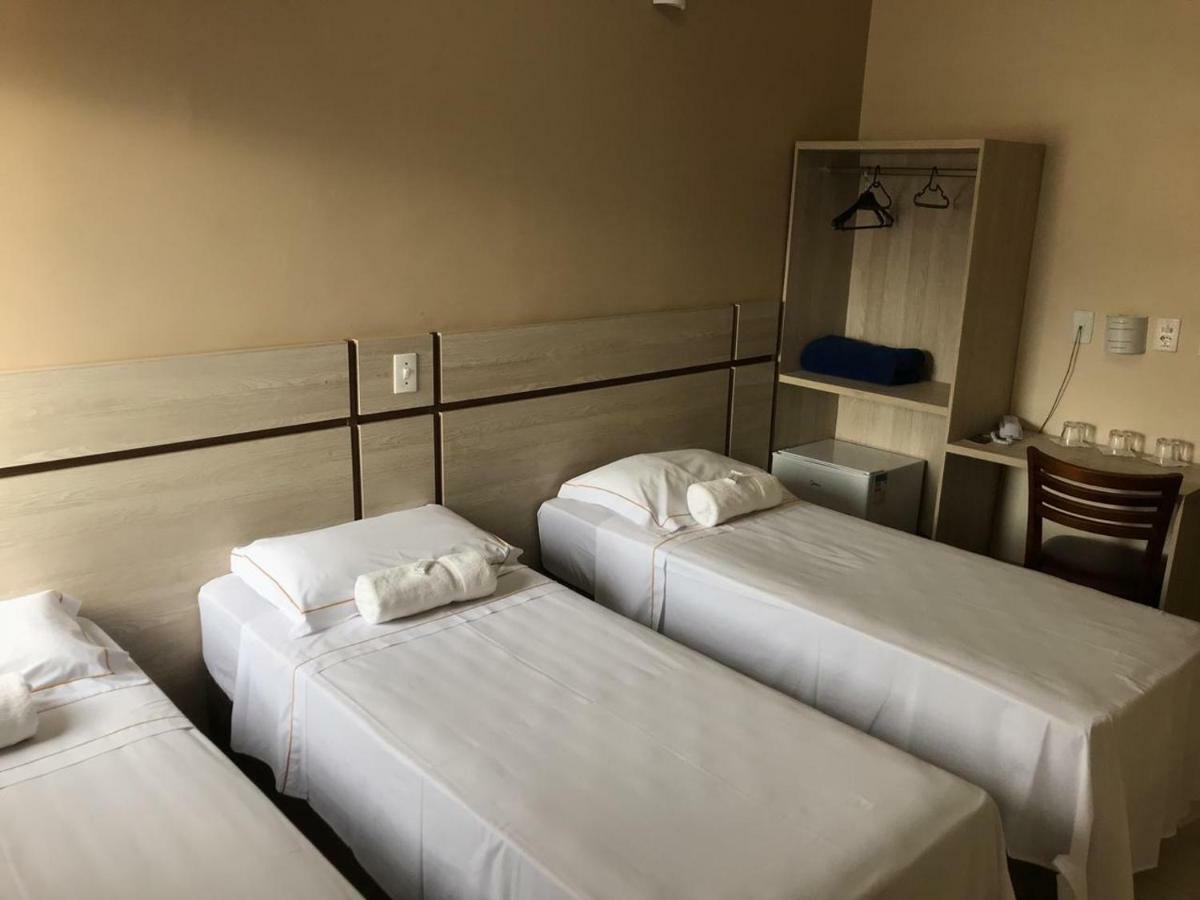 Hotel Maria Da Fe Aparecida  Bagian luar foto